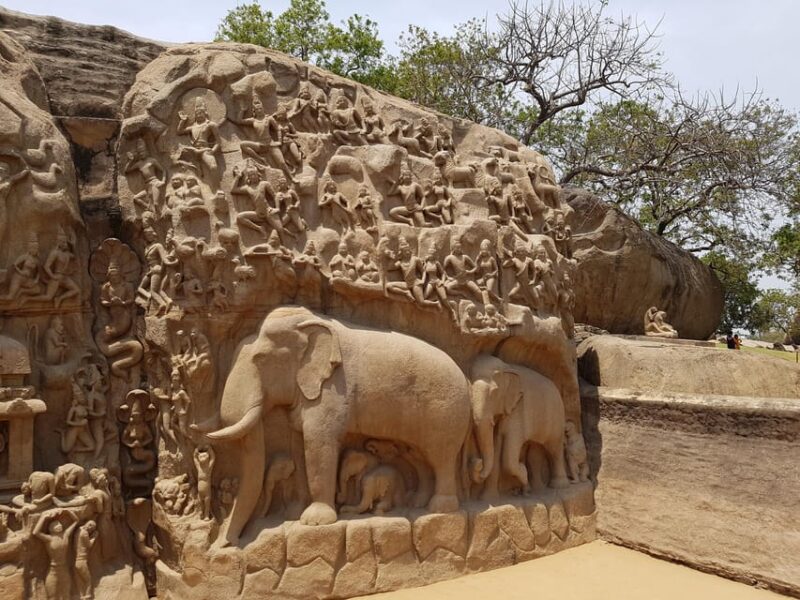 Southern Splendor: Exploring Tamil Nadu, Kerala & Karnataka - Karnatakas Architectural Wonders
