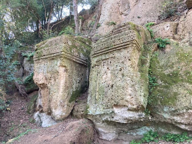 Sovana: Vie Cave & Etruscan Culture Hiking Tour with Tasting - Visiting Sovana: A Time Capsule of Tuscany