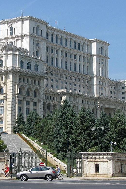 Spanish Guided Tour at the Palace of Parliament in Bucharest - Detailed Itinerary