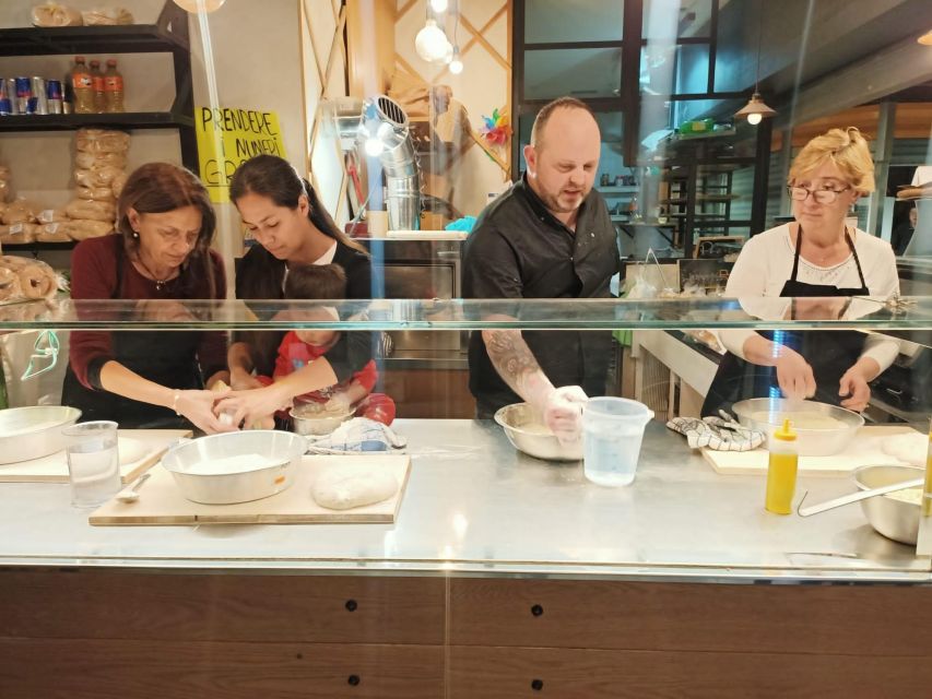 Spanish Steps Rome Pizza Making Class With Wine & Limoncello - Location and Accessibility