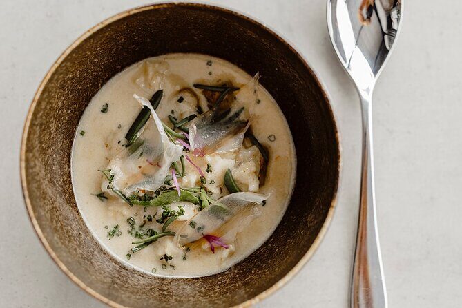 Sparkling Masterclass with Vineyard Tour and 4 Course Lunch - Practical Details & Considerations