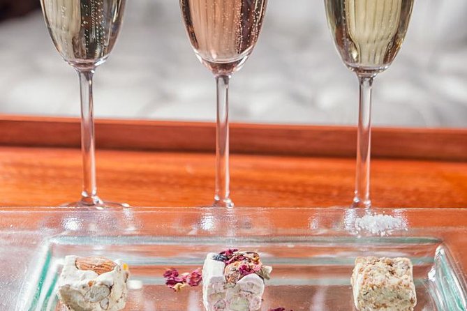 SPARKLING Sensation - Private Stellenbosch Bubbly Tour - Exploring Stellenbosch Wine Region