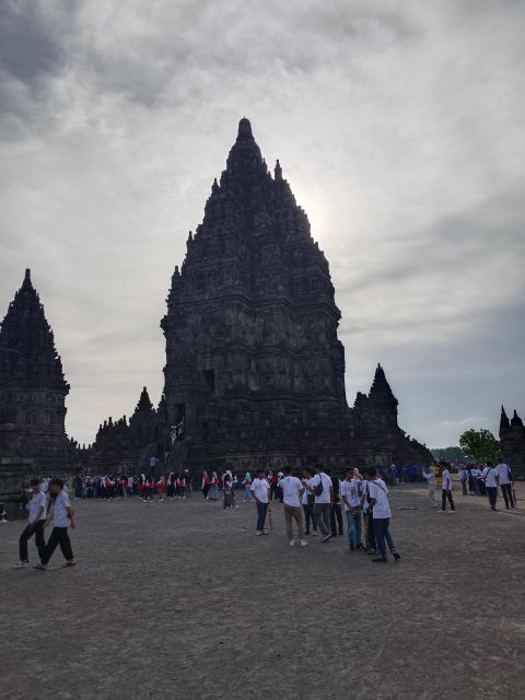 Special Class Borobudur & Prambanan Temple Tour. - Borobudur Temple Exploration