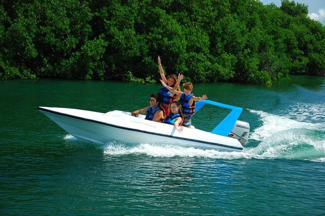 Speed boat aventure and snorkel - Key Points