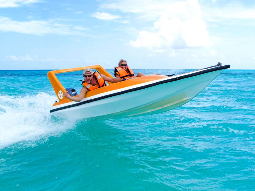 Speed Boat, Snorkel and Beach - Relaxing on Barracuda Beach