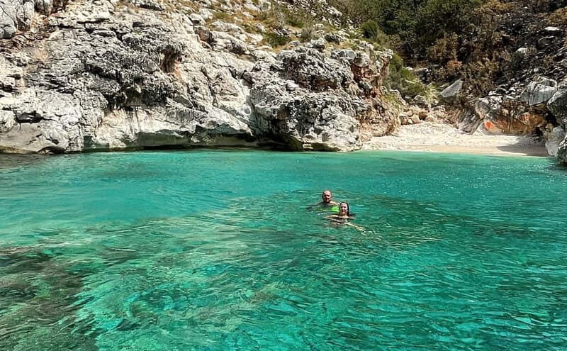Speed Boat Tour to National Park and Grama Bay - Key Points