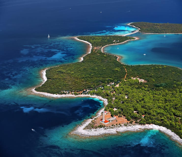 Speedboat tours Sakarun,Sunkenshipp,Veli Rat,Bozava;Muline.. - Key Points