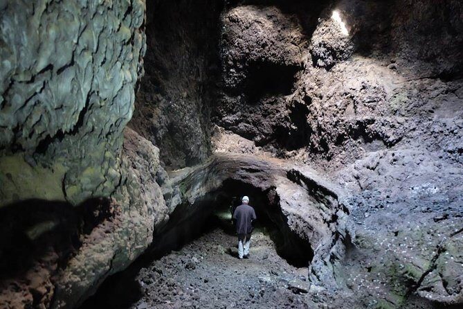 Speleology Tour in Cueva de Las Palomas in La Palma - Practical Details and Value
