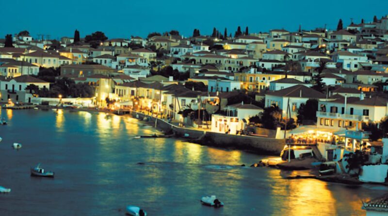 Spetses Island Day Private Trip From Athens - An Authentic, Well-Organized Day Out