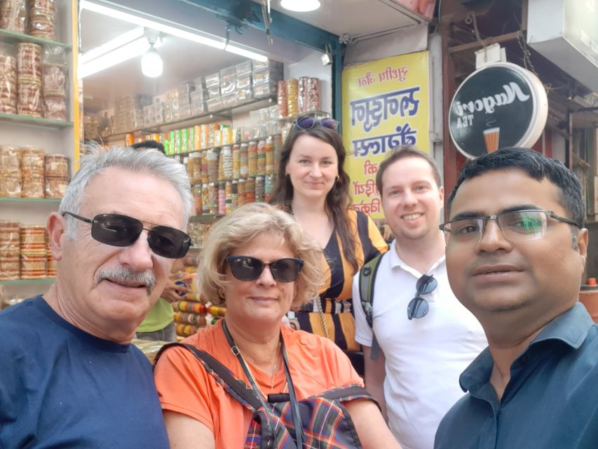 Spice Trails in Old Delhi Walk Tour With an Ancient Stepwell - Itinerary Highlights
