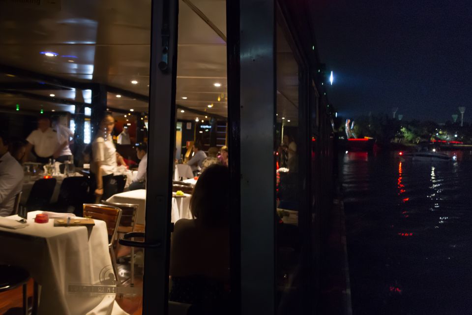 Spirit of Melbourne 4-Course Cruise With Drinks - Dining Experience