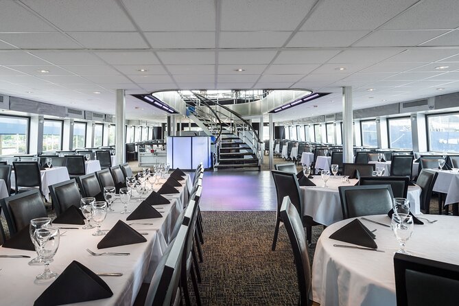 Spirit of Philadelphia Signature Dinner Cruise With Buffet - Buffet Menu Highlights