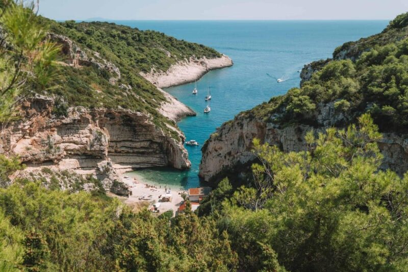 Split: 5 Islands Speedboat Tour With Swimming & Snorkeling - Itinerary Highlights