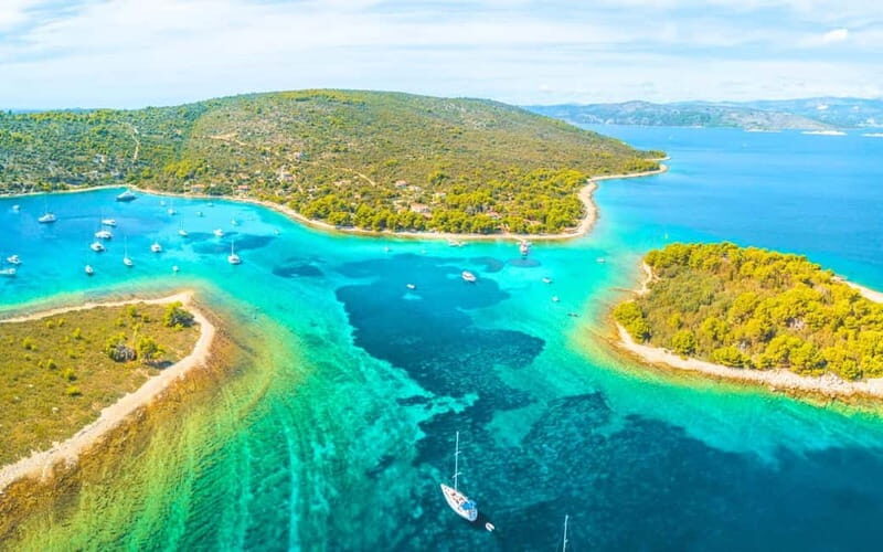Split: Blue Lagoon & 3 Islands Speedboat Tour - Small group - Starting Point: Marmontova Street in Split