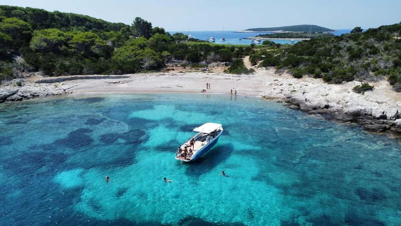 Split: Boat Tour to Blue Cave, Vis, Blue Lagoon, Hvar, Bra - Exploring each stop in detail