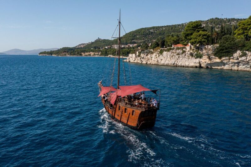 Split: Cruise on Columbo's Pirate Ship "Santa Maria" - The Experience from Reviews