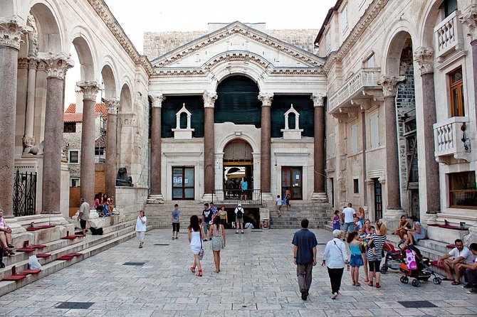 Split: Diocletian's Palace Self-Led Smartphone Audio Tour - Navigating With GPS