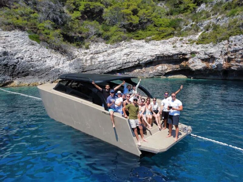 Split: Full-Day 4 Islands Tour by Luxury Boat - Key Points