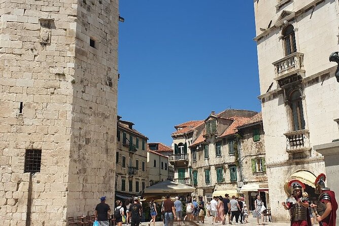 Split History and Gastro Small-Group Tour With Food and Drinks - Seafood and Local Wines
