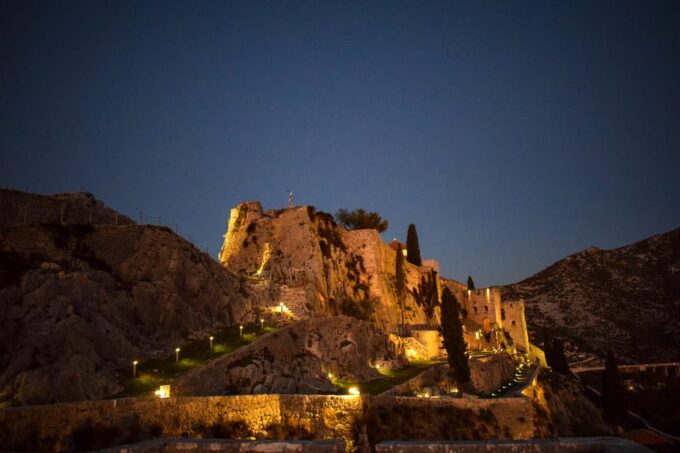 Split: Klis Fortress GOT and Olive Museum Entry Tickets - Getting to the Locations