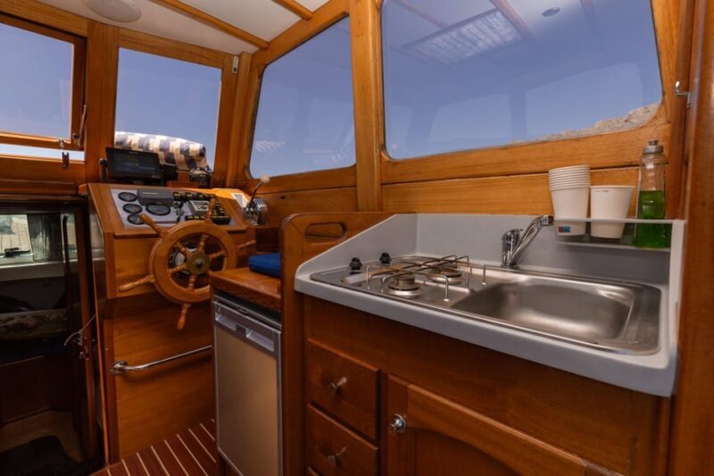 Split/Omi/Makarska: Full or half day boat tour with "Cvita" - The Sum Up