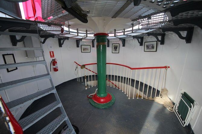 Split Point Lighthouse Tours - Authentic Insights from Reviews