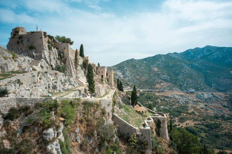 Split: Private tour to Klis Fortress and Vranjaa cave - Starting From Split: Comfort and Convenience