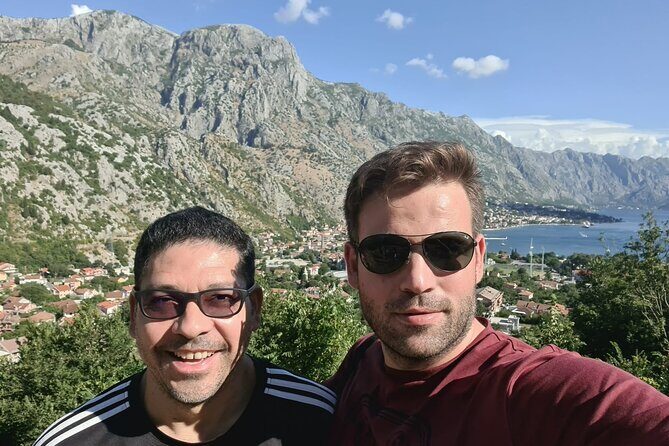 Split to Dubrovnik Private transfer 1-8 pax (Door to Door any location) - The Experience on the Road: Comfort and Connectivity