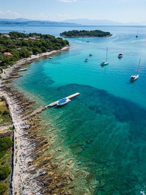 Split/Trogir: Half-Day(5 hours) 3-Island Speedboat Adventure - Stop 3: Duga Cove on Iovo
