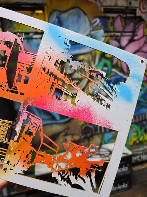 Spray your postcards of cool Munich! - FAQs