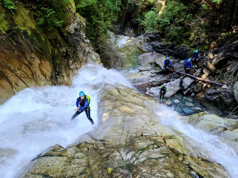 Squamish: Canyoning with Professional Canyon Guides - An In-Depth Look at the Canyoning Experience