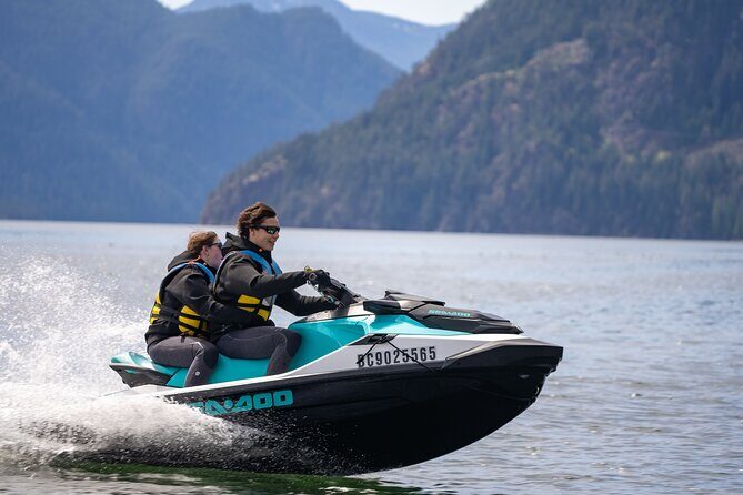 Squamish Yamaha Waverunner VX Deluxe Jet Ski Rental - Who Will Love This Tour?