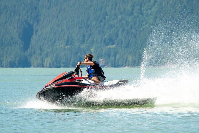Squamish Yamaha Waverunner VX Deluxe Jet Ski Rental - Frequently Asked Questions