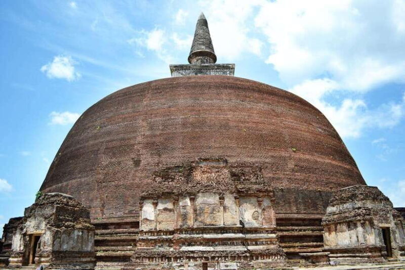 Sri Lanka: 3-Day Cultural Triangle, Hill Country, Train Tour - FAQ