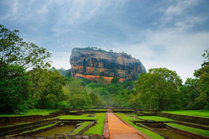 Sri Lanka 4-Day Tour Cultural Triangle, Rafting and Safari - Key Points