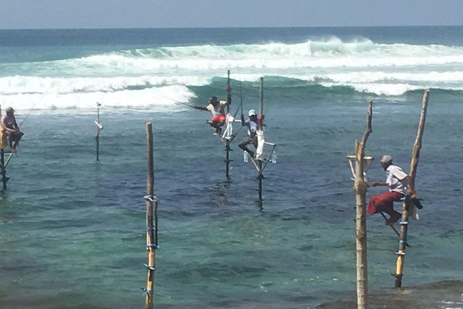 Sri Lanka Round Tour - Participant Requirements