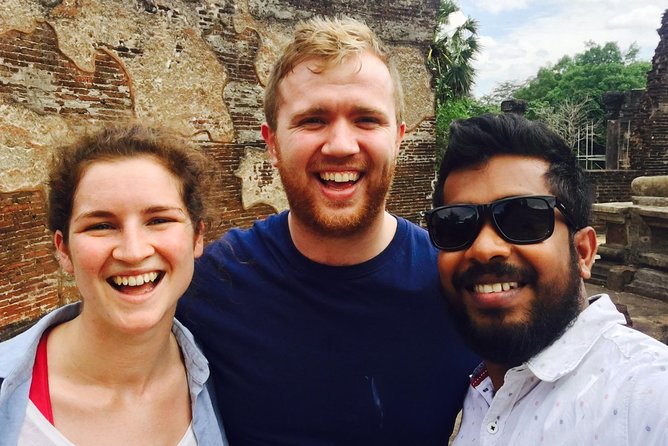 Sri Lanka Sightseeing Tours 11 Days With Driver, Vehicle and H/B Accommodations - Driver and Guide Services