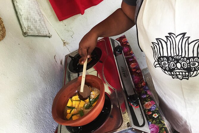 Sri Lankan Cookery With Nilu With Free Pick up & Drop From Kandy - Booking Information