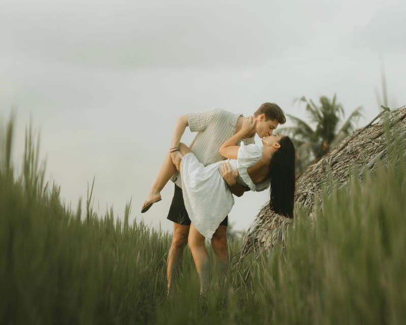Sri Lankan Private Photoshoot | Photography Tours - Good To Know