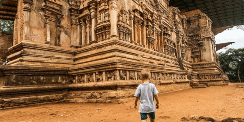 Sri Lankas Ancient Wonders: Sigiriya Rock and Polonnaruwa - Important Information