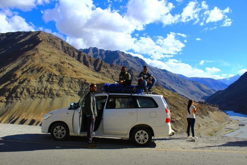 Srinagar: Full Day Car for Transfer and Sightseeing Tours - Good To Know