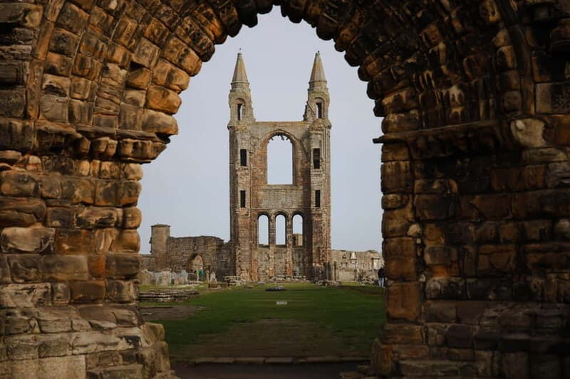 St Andrews: Private Tour with a Local Family - Key Points