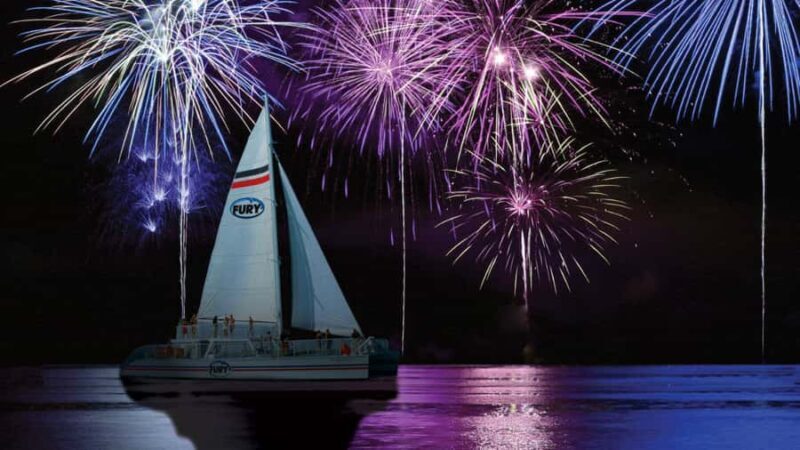 St. Augustine: Fireworks Cruise with Live Music and Drinks - The Atmosphere: Music, Drinks, and Celebrations