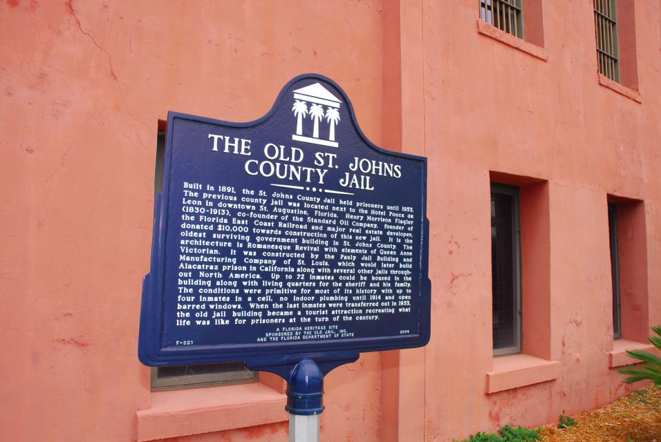 St Augustine: OId Jail After Dark Paranormal Investigation - Hands-On With Ghost-Hunting Equipment