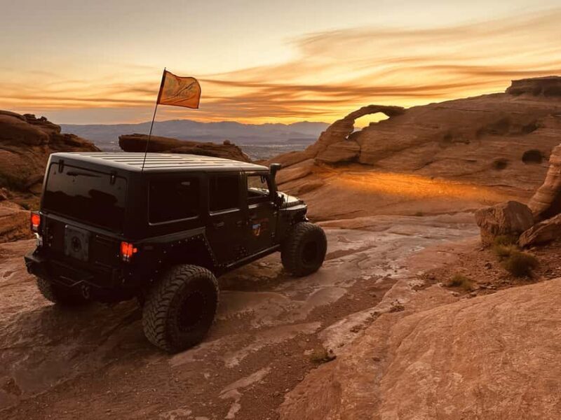 St. George: Sand Mountain Sunset Jeep Tour (Private) - Key Points
