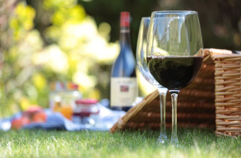 St Hallett: Picnic Boards - Luxury Picnic Experience