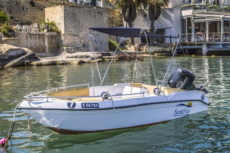 St Julians: Private Speedboat Comino Blue Lagoon and Gozo - Discover Malta from the Water: Private Speedboat to Blue Lagoon and Gozo