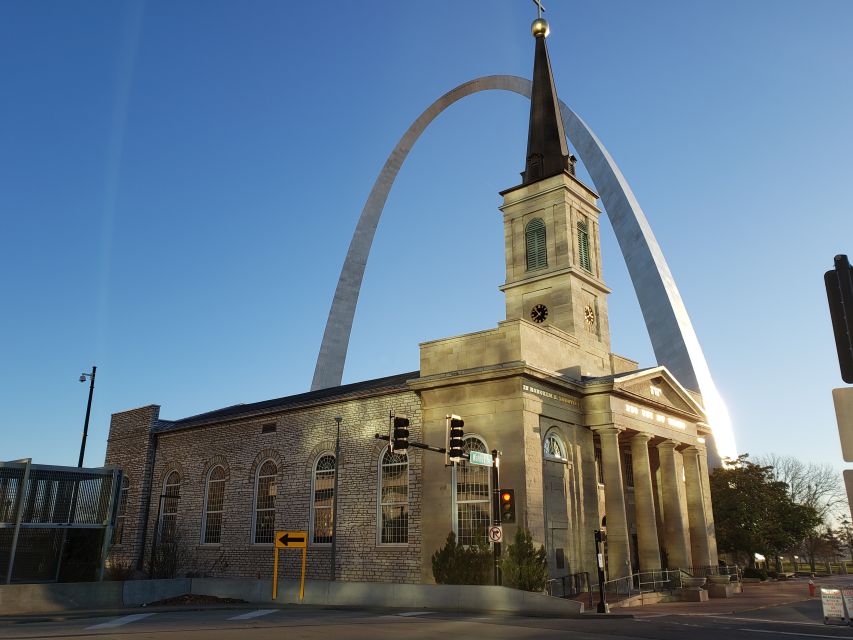 St Louis: 75-Minute City Trolley Tour - Key Points