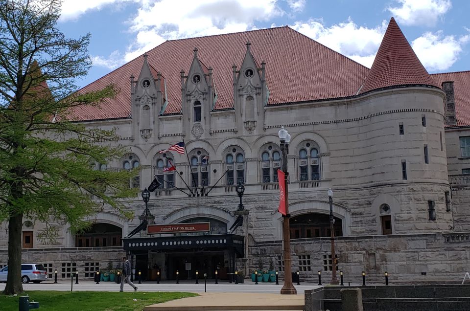 St Louis: 75-Minute City Trolley Tour - Sights Covered