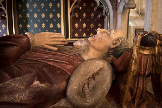 St Mary Redcliffe Church Bristol: Guided Tour - Connecting With the Churchs Maritime History